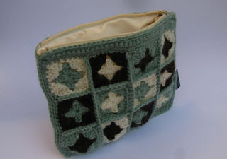 Granny Square Purse Chocolate/Sage/Cream