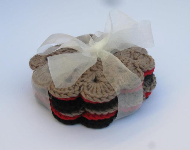 Coasters Red/Black/Tan